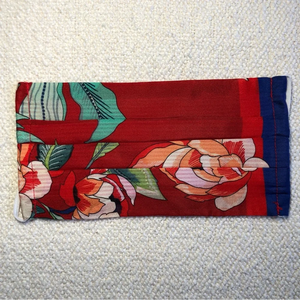 JOHNNY WAS NEW Red Floral Print 100% Silk Face Mask